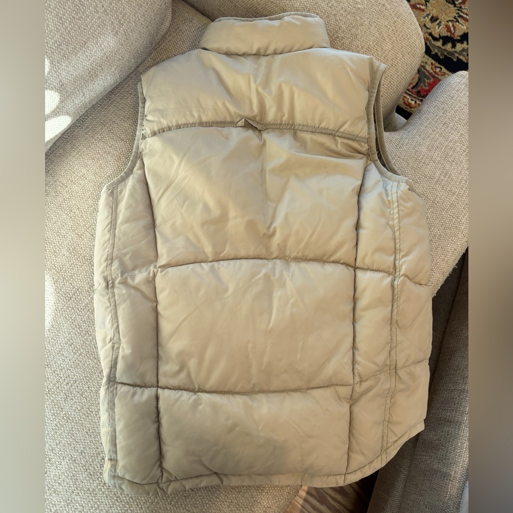 Gap Boys Tan Vest with Camo interior - Picture 2 of 4
